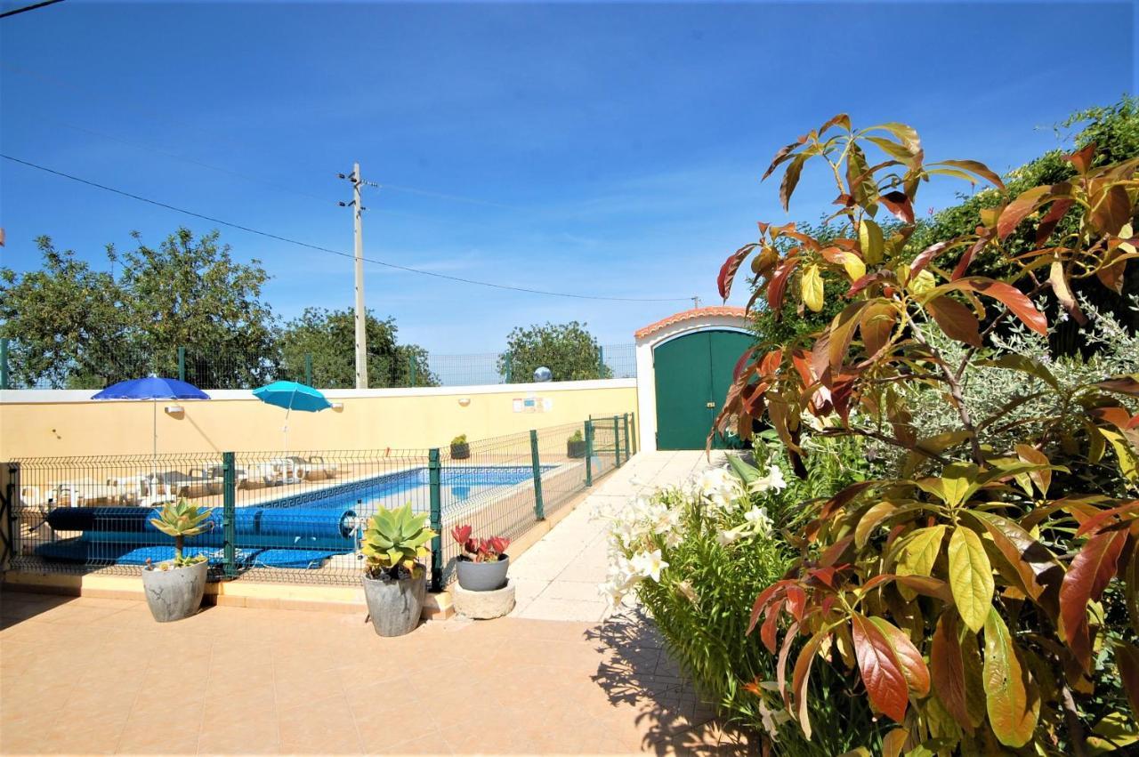 אלבופיירה Vila Da Encosta - Private - Heated Swimming Pool - By Bedzy מראה חיצוני תמונה