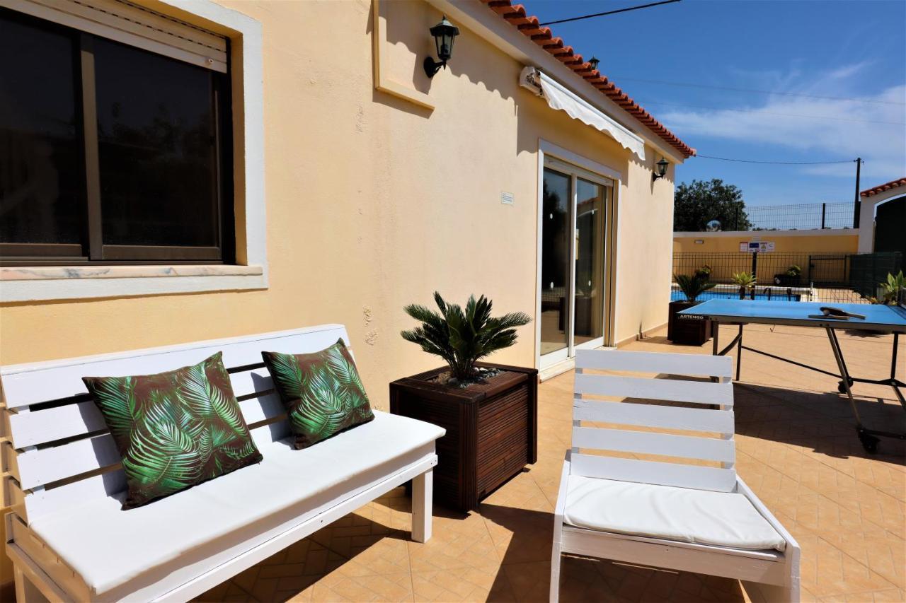 אלבופיירה Vila Da Encosta - Private - Heated Swimming Pool - By Bedzy מראה חיצוני תמונה