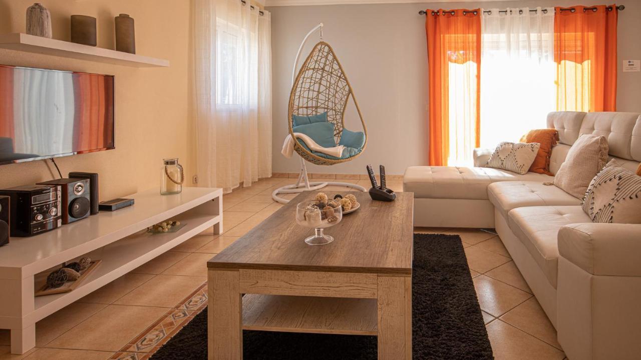 אלבופיירה Vila Da Encosta - Private - Heated Swimming Pool - By Bedzy מראה חיצוני תמונה