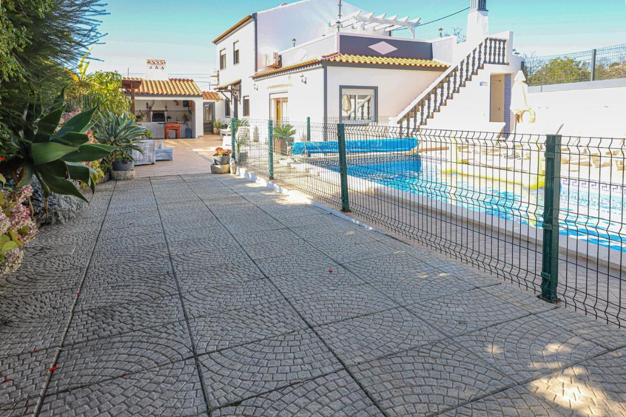 אלבופיירה Vila Da Encosta - Private - Heated Swimming Pool - By Bedzy מראה חיצוני תמונה